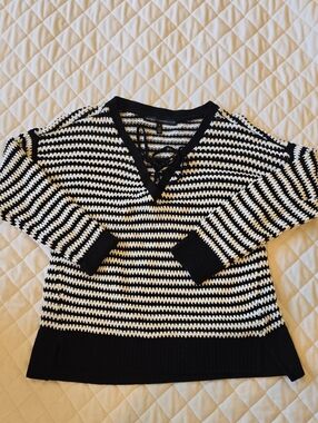 White House Black Market Black and White Lace-Up V-Neck Sweater